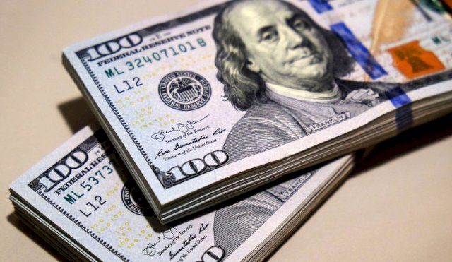 DOLAR